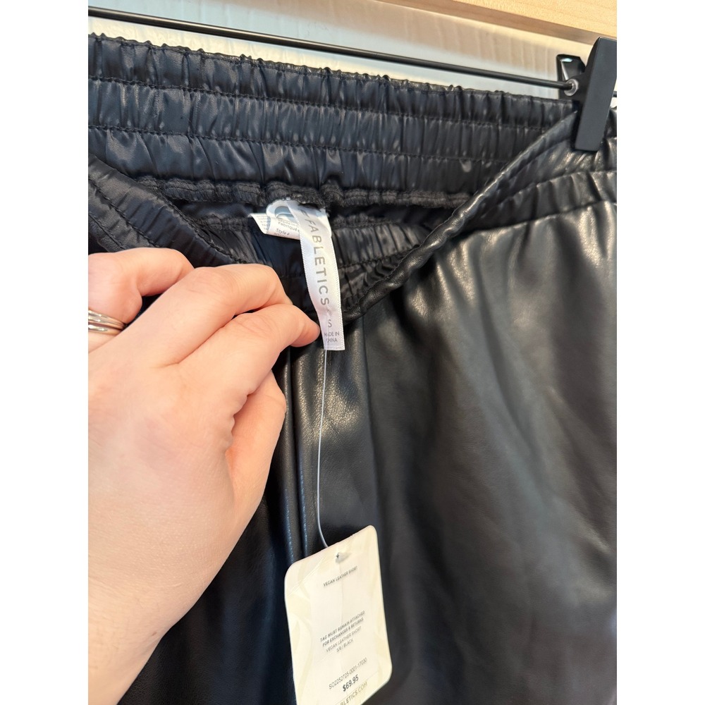Fabletics • NWT Vegan Faux Leather Shorts Black Elastic Waist Pockets Womens Sm - Picture 8 of 9